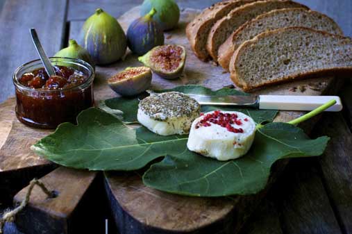 Figs with Goats' cheese